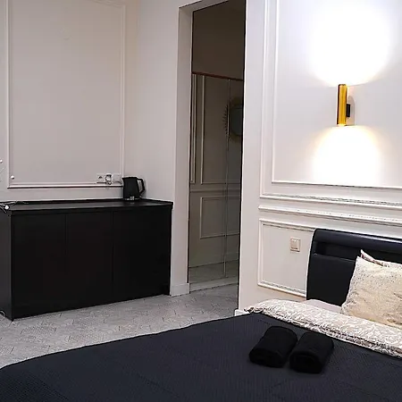 Magical Jacuzzi Apartament